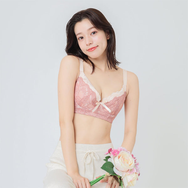 ブラジャーが上がってくる原因と対処法は？選び方とつけ方も