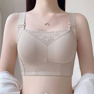 綺麗な胸を作る！可愛いブラで胸を小さくする方法とは？