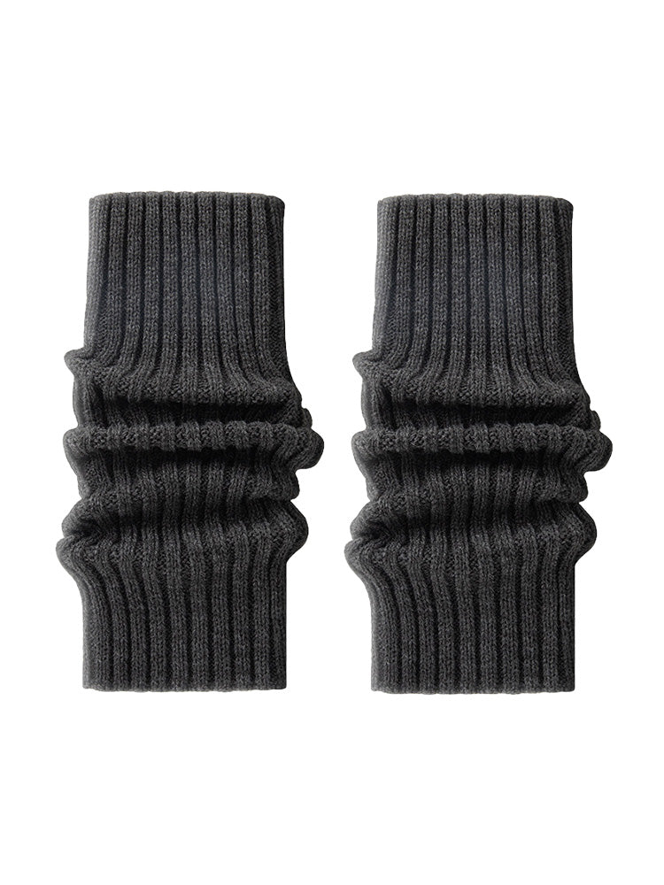 秋冬 コーデ ダークグレー VEIMIA